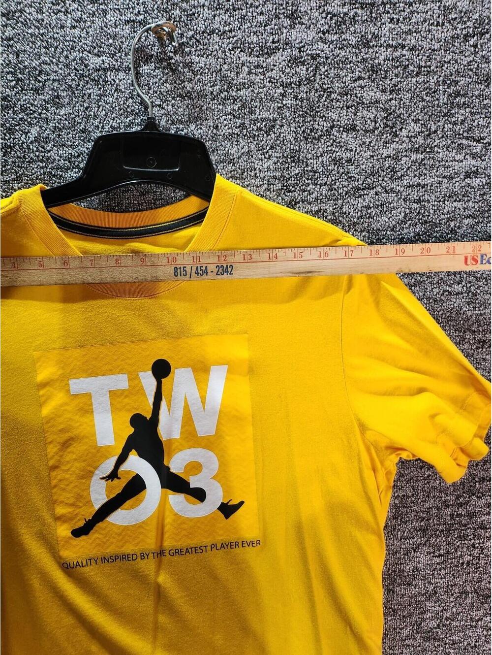 Jordan Jumpman TW 93 Graphic Men's Yellow Crew Neck Short Sleeve T-Shirt Size L - Picture 5 of 10